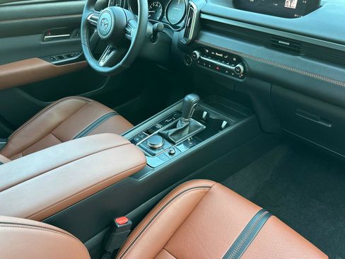 Certified 2025 MAZDA CX-50 2.5 Turbo w/ Accent Package image 16