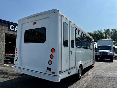 Used 2018 Ford E-450 and Econoline 450 Super Duty w/ Shuttle Bus Prep Package image 14