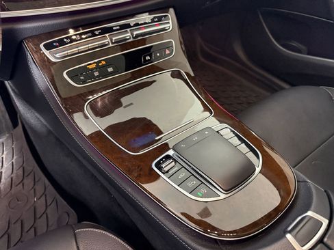 Used 2022 Mercedes-Benz E 450 4MATIC Sedan image 18