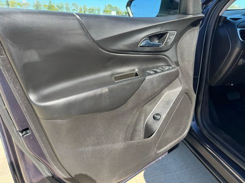 Used 2018 Chevrolet Equinox LT FWD image 28