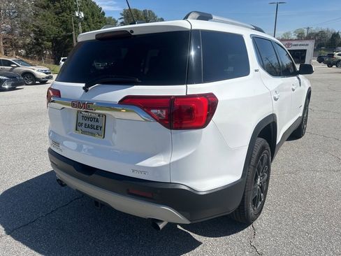 Used 2019 GMC Acadia SLT image 8