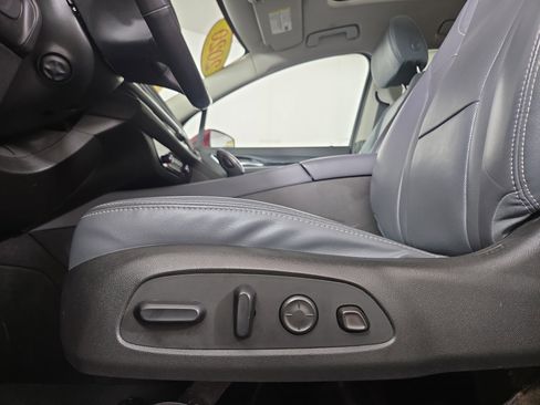 Certified 2020 Buick Enclave Premium w/ Experience Buick Package image 34