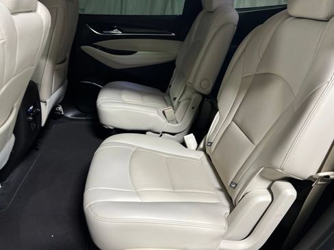 Used 2023 Buick Enclave Essence w/ Experience Buick Package FWD image 19