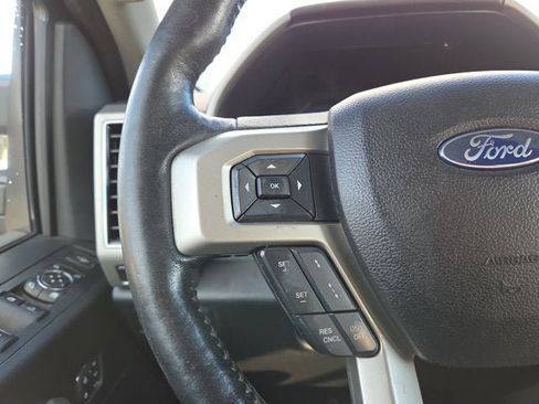 Used 2020 Ford F250 Lariat w/ Lariat Ultimate Package image 21