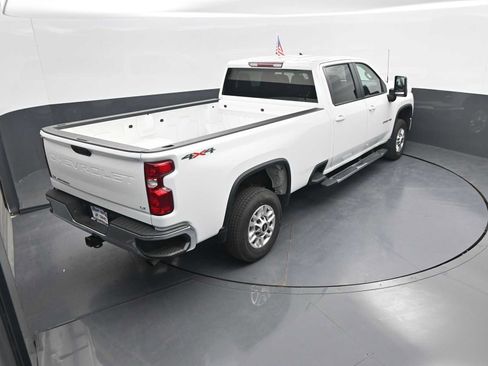 Used 2025 Chevrolet Silverado 2500 LT w/ Convenience Package AWD/4WD image 30