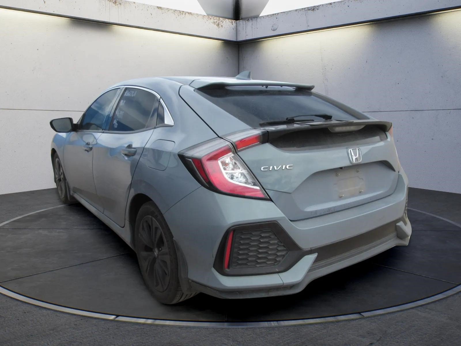Used 2019 Honda Civic EX image 4