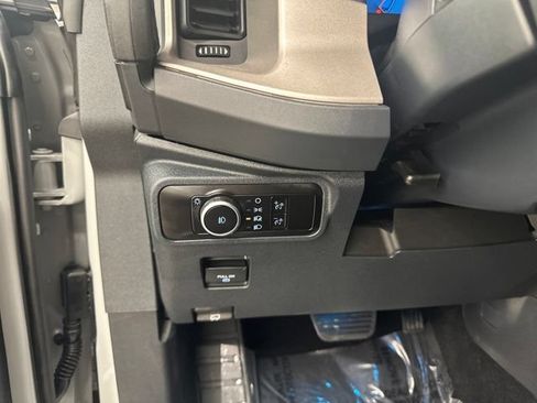 New 2026 Ford Bronco Outer Banks AWD/4WD image 37