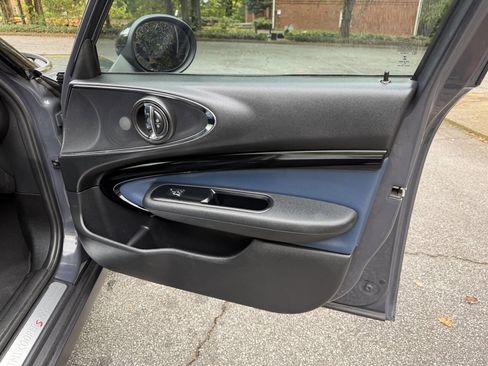 Used 2017 MINI Cooper Clubman S image 25