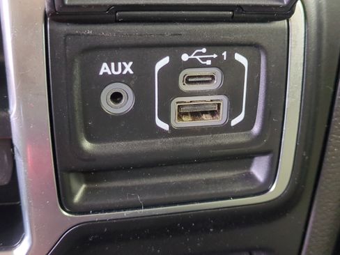 Certified 2021 Jeep Gladiator Mojave image 23