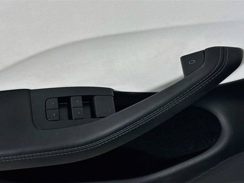 Used 2025 Tesla Model 3 RWD image 18