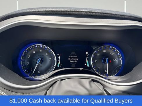 New 2027 Chrysler Pacifica Select FWD image 25