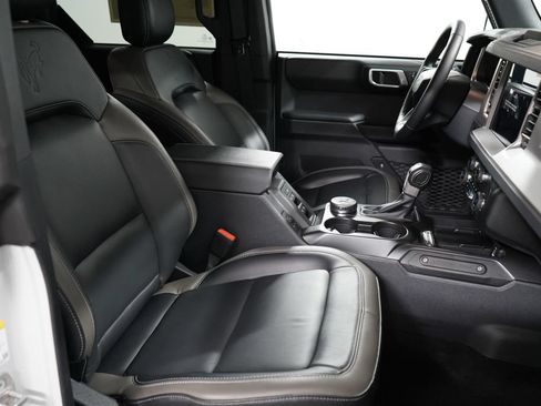 New 2026 Ford Bronco Outer Banks AWD/4WD image 30