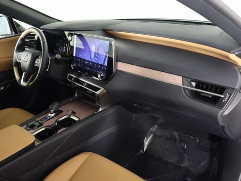 Certified 2026 Lexus RX 350 Premium w/ Accessory Package (P2) FWD image 9