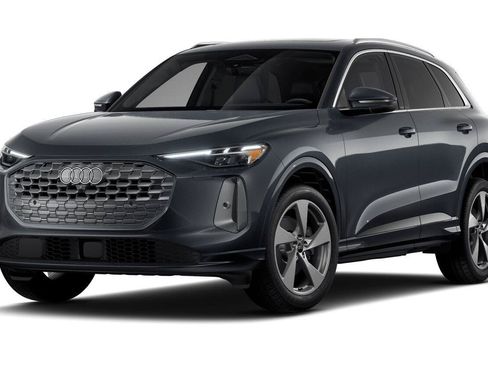 Used 2025 Audi Q5 Premium Plus w/ Premium Plus AWD/4WD image 1