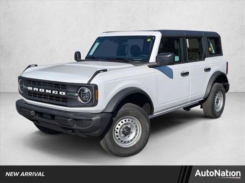 New 2025 Ford Bronco image 1