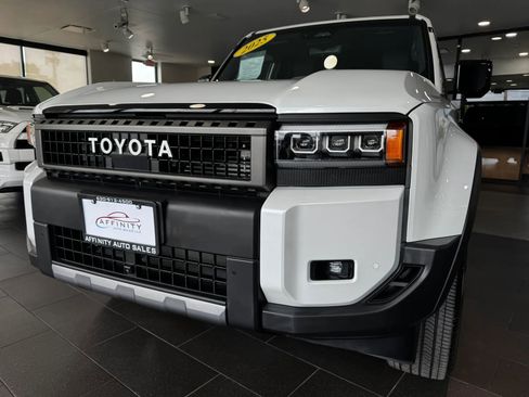 Used 2025 Toyota Land Cruiser w/ Premium Package AWD/4WD image 7