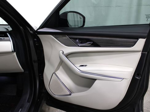 Used 2022 Jaguar F-PACE S image 30