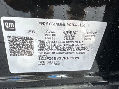 New 2027 Chevrolet Bolt RS w/ Technology Package image 33