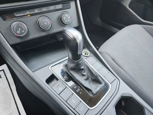 Used 2020 Volkswagen Jetta S image 13