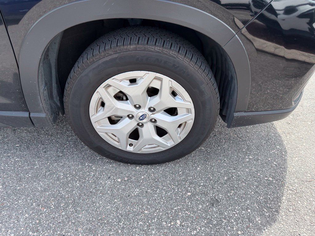Used 2019 Subaru Forester w/ Alloy Wheel Package AWD/4WD image 4