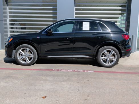 Certified 2022 Audi Q3 2.0T Premium w/ Convenience Package image 7