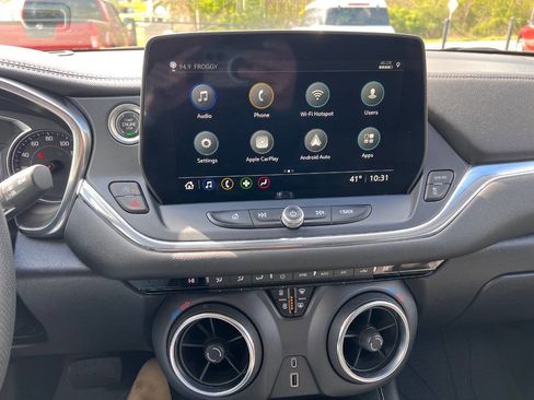 Used 2023 Chevrolet Blazer LT image 19