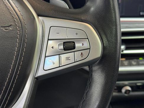 Used 2022 BMW X7 xDrive40i image 32