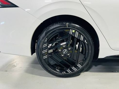 New 2026 Nissan Sentra SR w/ SR All Weather Package FWD image 10
