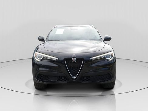 Used 2019 Alfa Romeo Stelvio RWD image 2