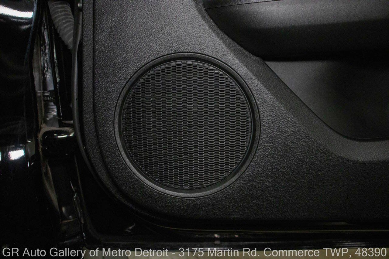Used 2020 Ford Mustang Shelby GT500 w/ Carbon Fiber Track Pack RWD image 36