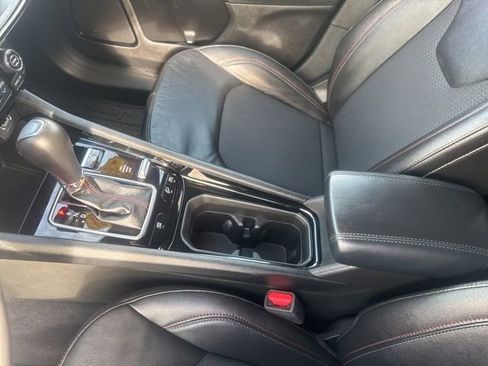 Used 2025 Jeep Compass Trailhawk AWD/4WD image 21