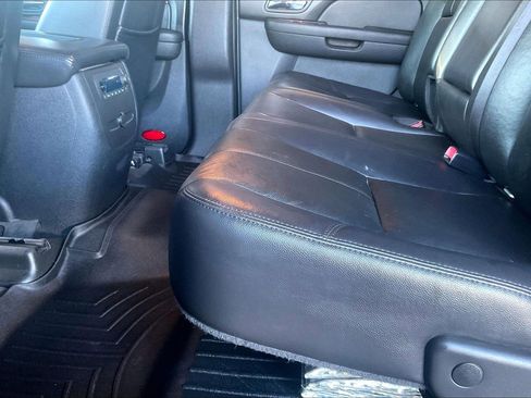 Used 2009 GMC Sierra 3500 W/T image 16