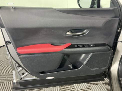 Used 2021 Lexus UX 250h F Sport w/ Accessory Package (Z1) image 17