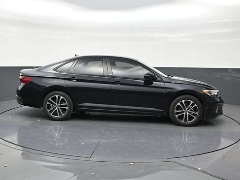 Used 2024 Volkswagen Jetta Sport FWD image 6