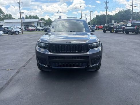 Used 2021 Jeep Grand Cherokee L Laredo AWD/4WD image 2