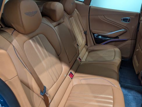 Used 2025 Aston Martin DBX 707 image 23