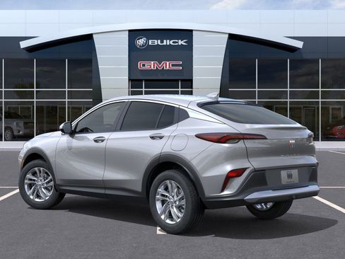 New 2025 Buick Envista Preferred w/ Convenience II Package image 3