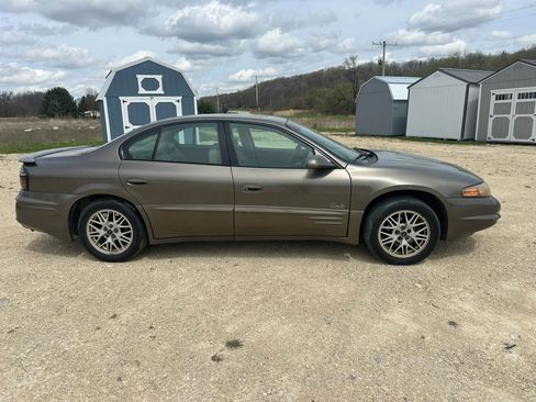 Used 2000 Pontiac Bonneville SLE FWD image 5