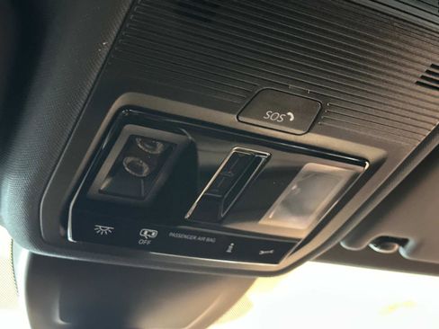 New 2025 Volkswagen GTI SE image 31