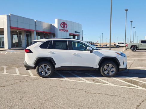 New 2025 Toyota RAV4 XLE w/ Blackout Package (GST) image 7