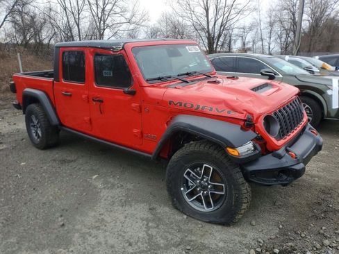 Used 2026 Jeep Gladiator Mojave image 1