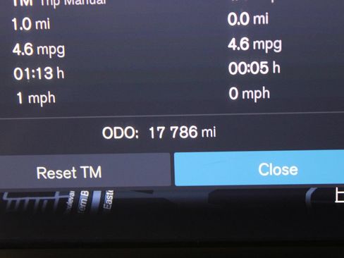 Used 2026 Volvo XC40 B5 Plus AWD/4WD image 11