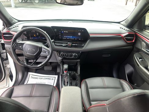 Used 2024 Chevrolet TrailBlazer RS w/ Convenience Package image 20