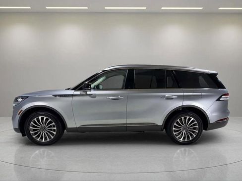 Certified 2022 Lincoln Aviator AWD w/ Premium Package image 19