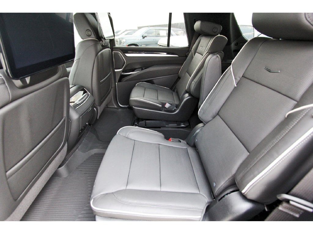 New 2027 Cadillac Escalade Sport w/ Touring Package AWD/4WD image 7