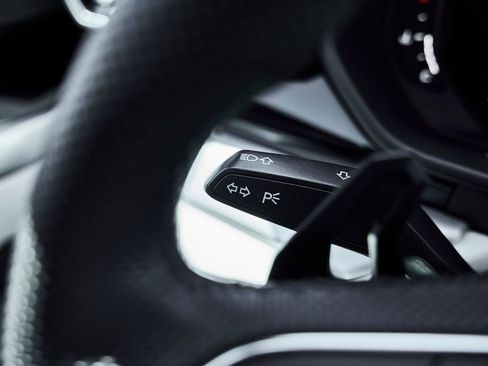 Used 2019 Lamborghini Urus AWD/4WD image 61