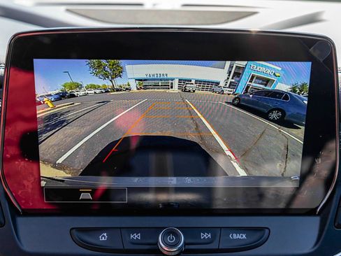 Used 2024 Chevrolet Blazer RS w/ Enhanced Convenience Package FWD image 16