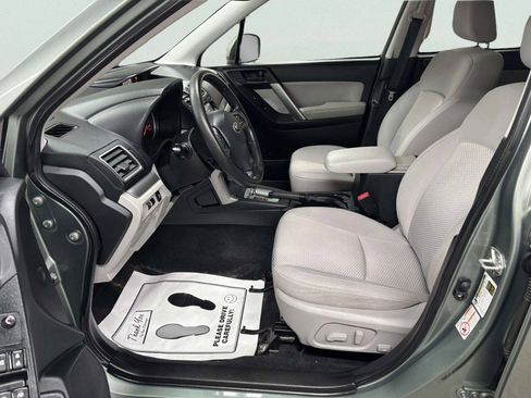 Used 2016 Subaru Forester 2.5i Premium w/ All-Weather Package AWD/4WD image 13