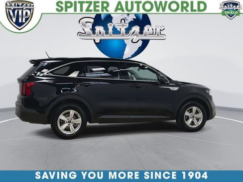 Used 2023 Kia Sorento LX FWD image 10