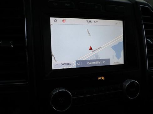 Used 2021 Ford Expedition Limited image 22